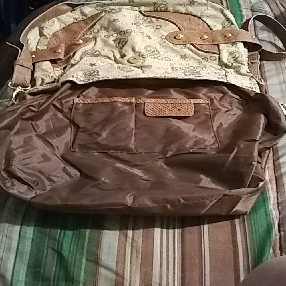 Purse - Picture 3 of 3